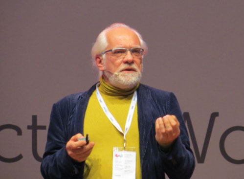 Директора по маркетинг и услуги на Яндекс